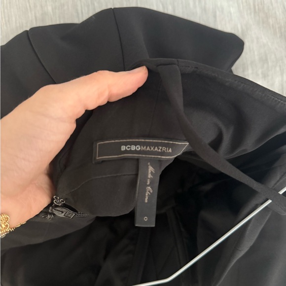 BCBG Max Azria Black gown size 0 - Picture 4 of 4